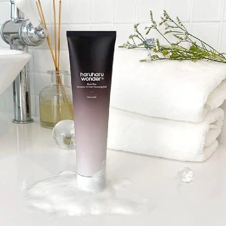Wholesale Haruharu Wonder Black Rice Moisture 5.5 Soft Cleansing Gel 100ml Fermented Black Rice Face Wash Foam Cleanser - Skin Glowing
